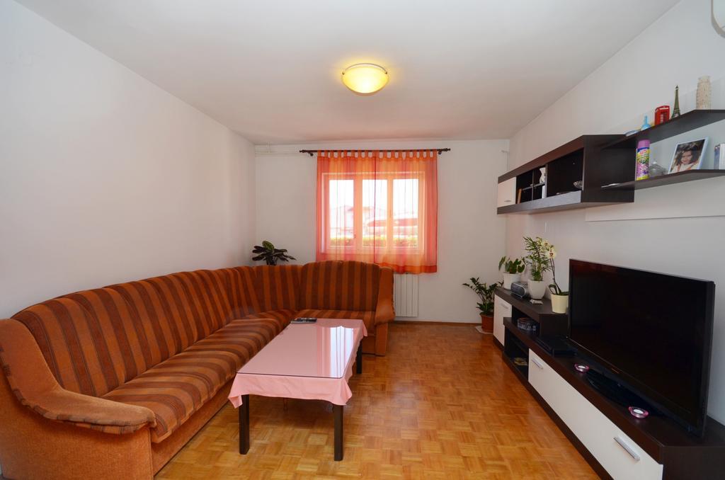 Apartment Marija Водице Экстерьер фото
