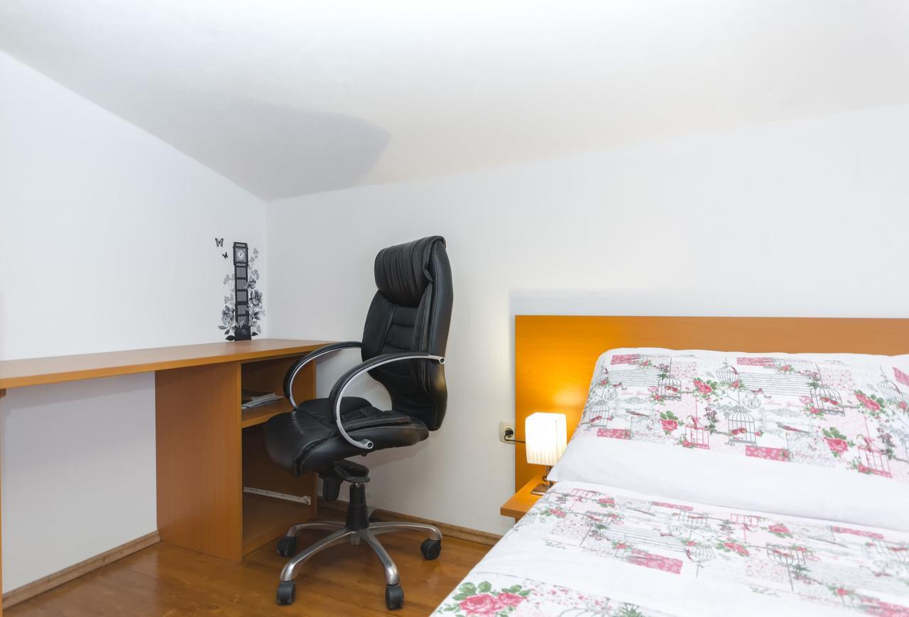 Apartment Marija Водице Экстерьер фото